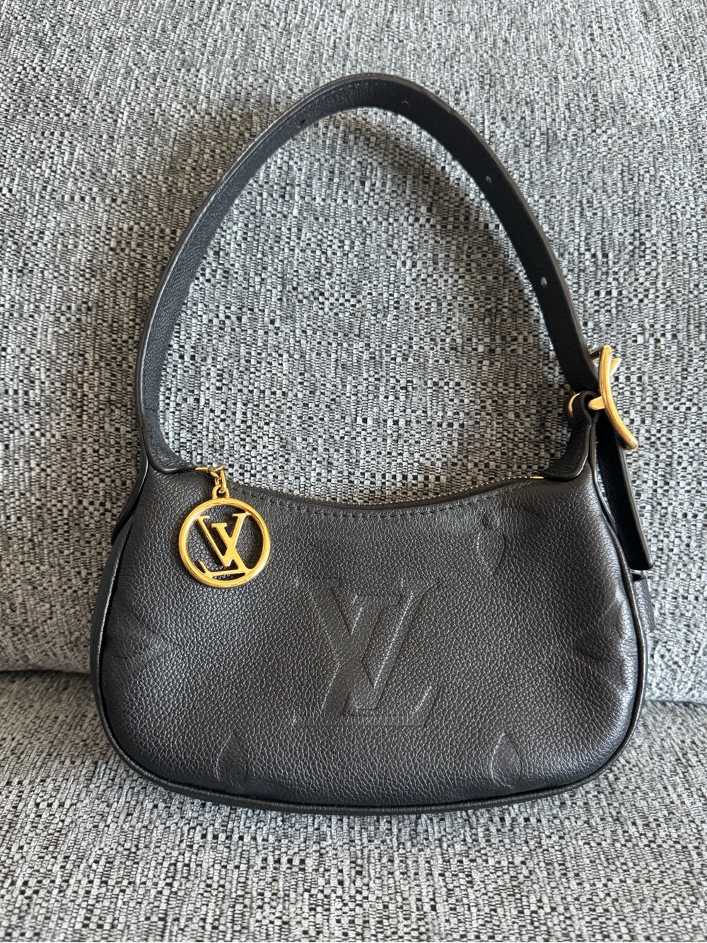 Louis Vuitton Moon shoulder empreinte mini - Picture 3 of 9
